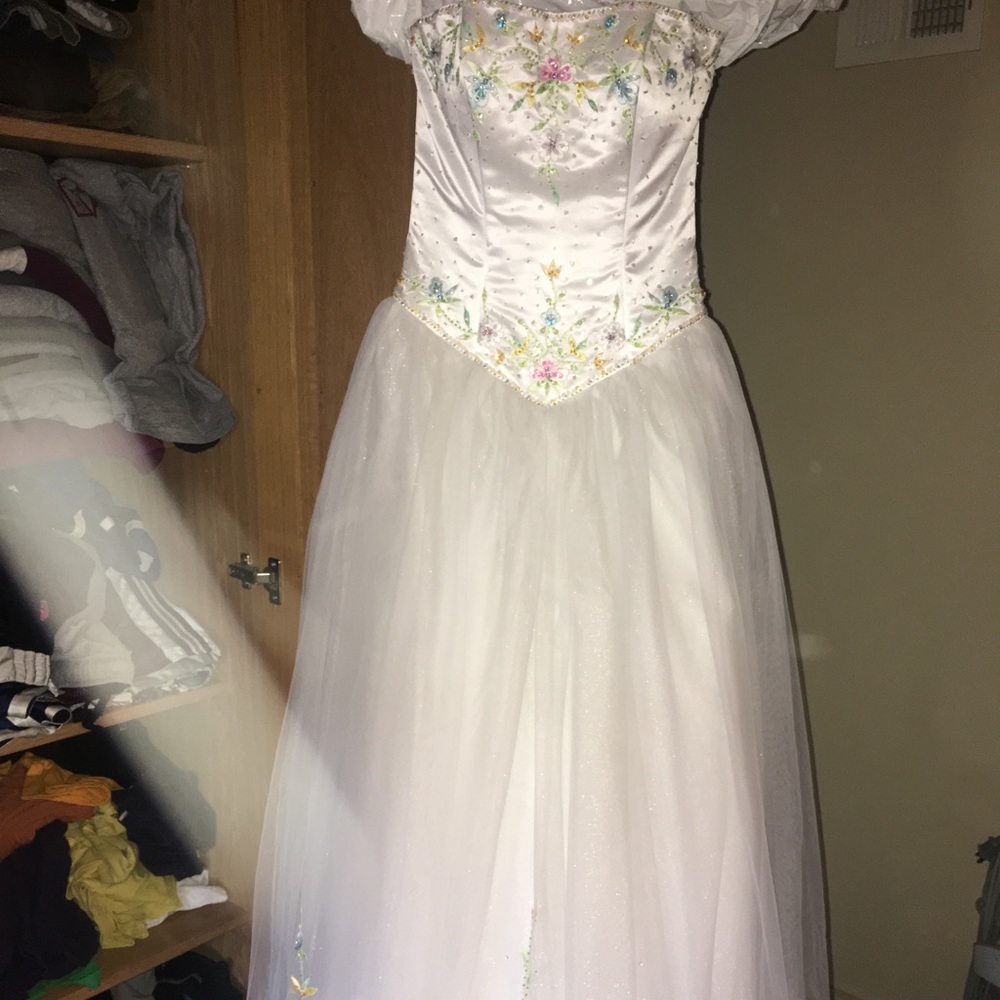 White ballroom style prom dress